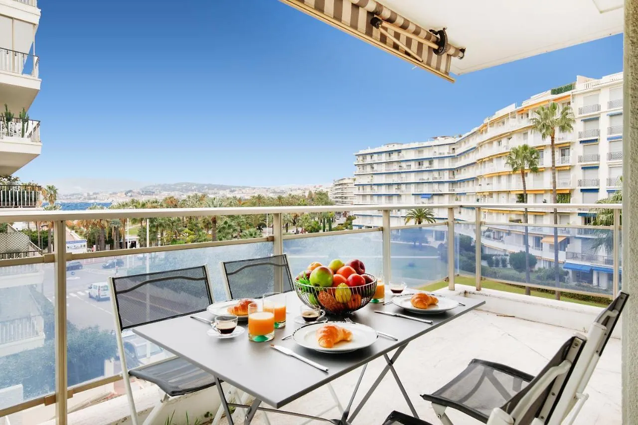 Roxelane Yourhosthelper Apartment Cannes France