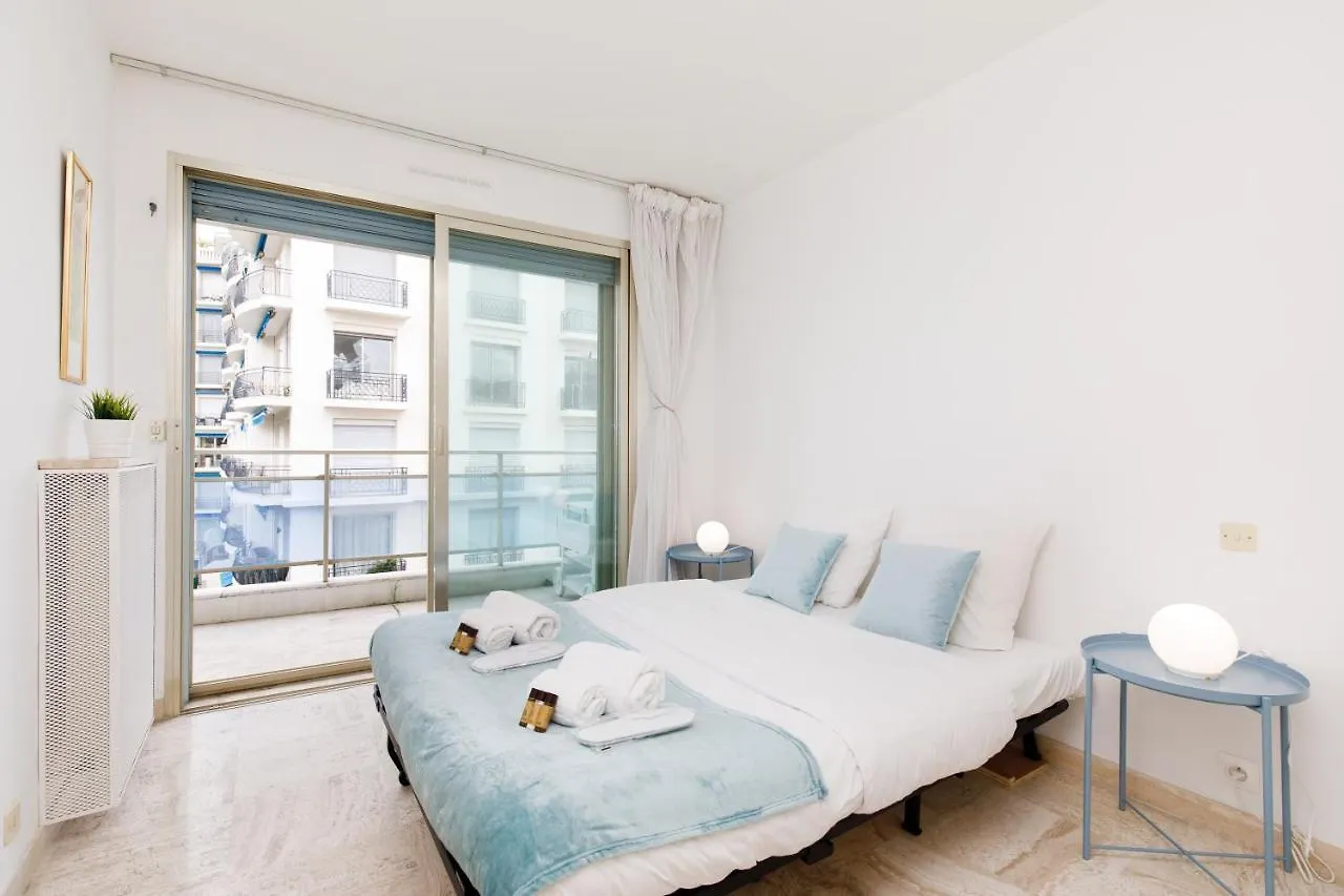 Roxelane Yourhosthelper Apartman Cannes