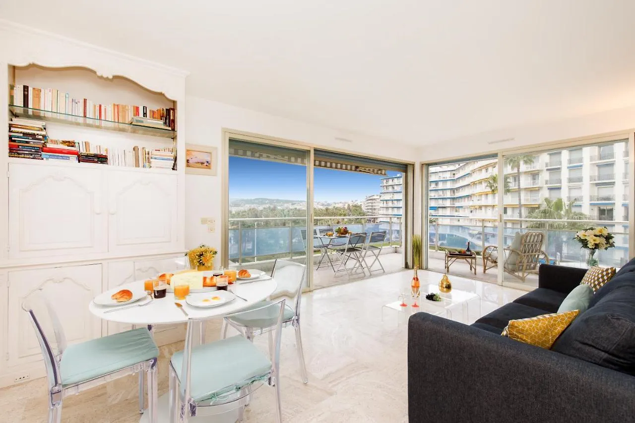 Roxelane Yourhosthelper Apartman Cannes